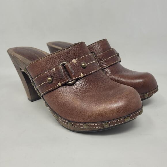 Banana Republic Clogs 7 Brown Leather Wooden Heel Studs Mules Boho Platform Y2K - Picture 1 of 12